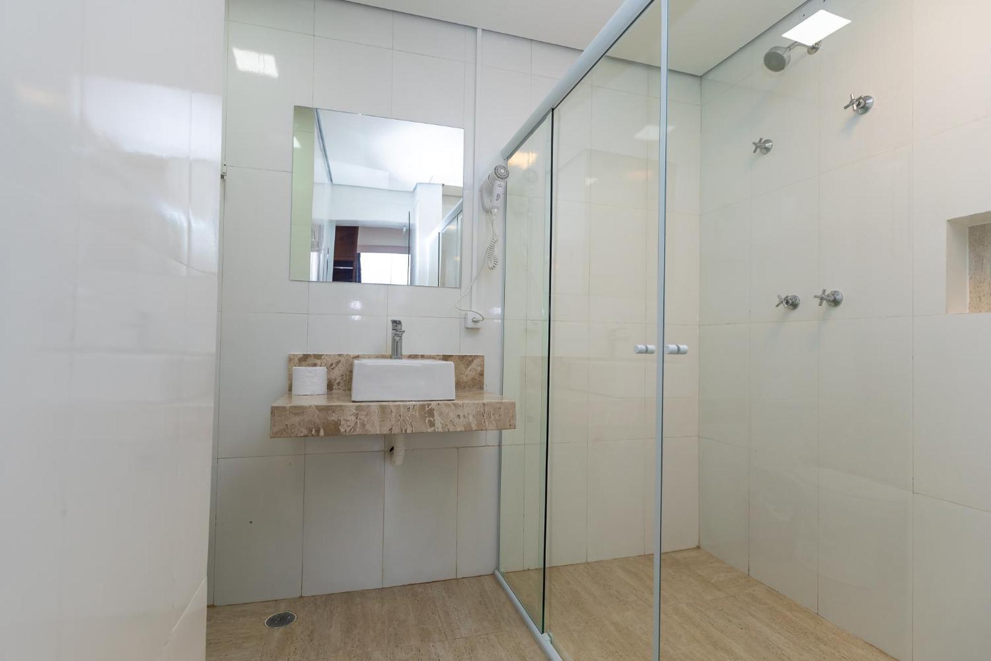 Pensão E Com Hidro Lareira E Ar Condicionado Hegus 3*