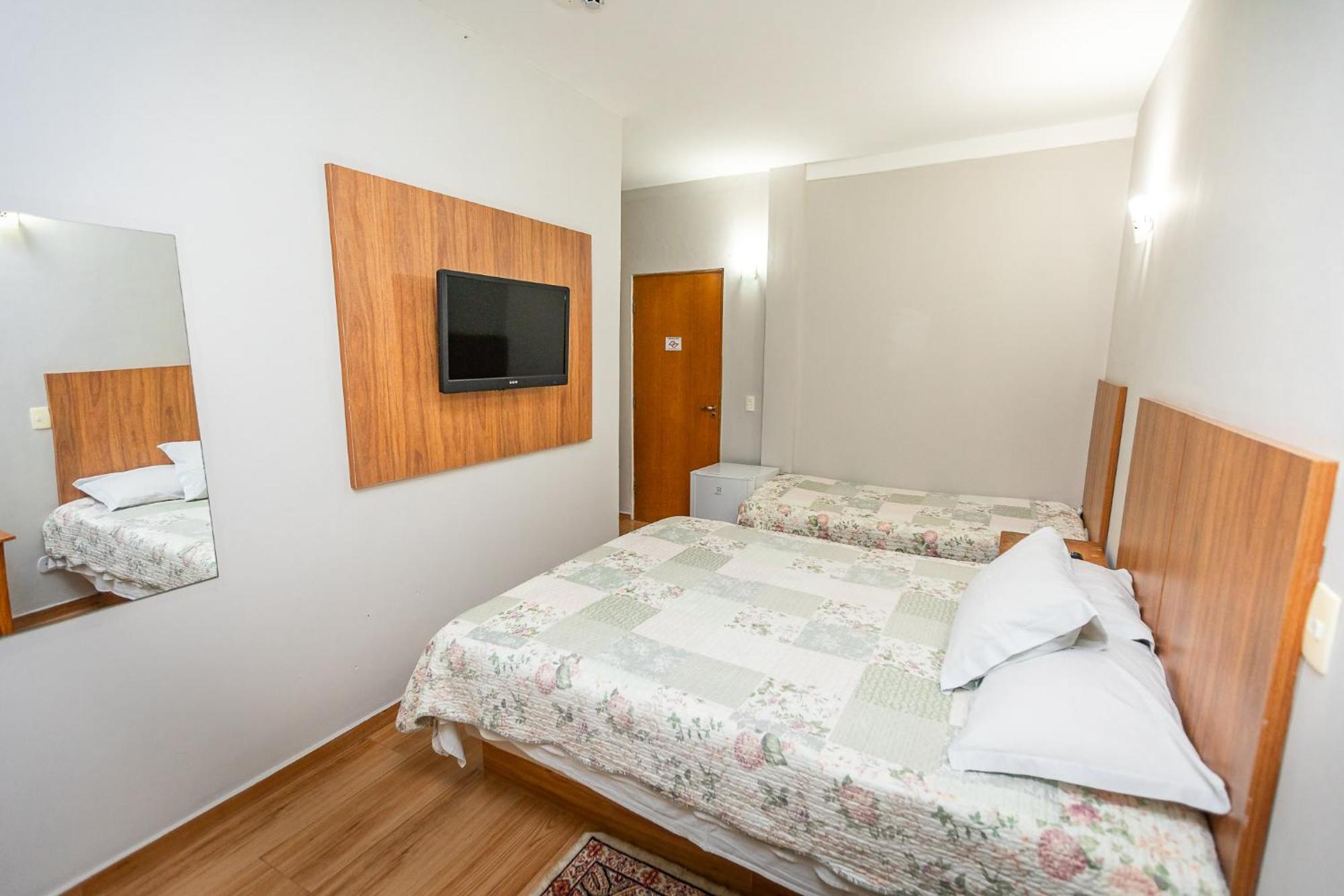 Pensão E Com Hidro Lareira E Ar Condicionado Hegus 3*