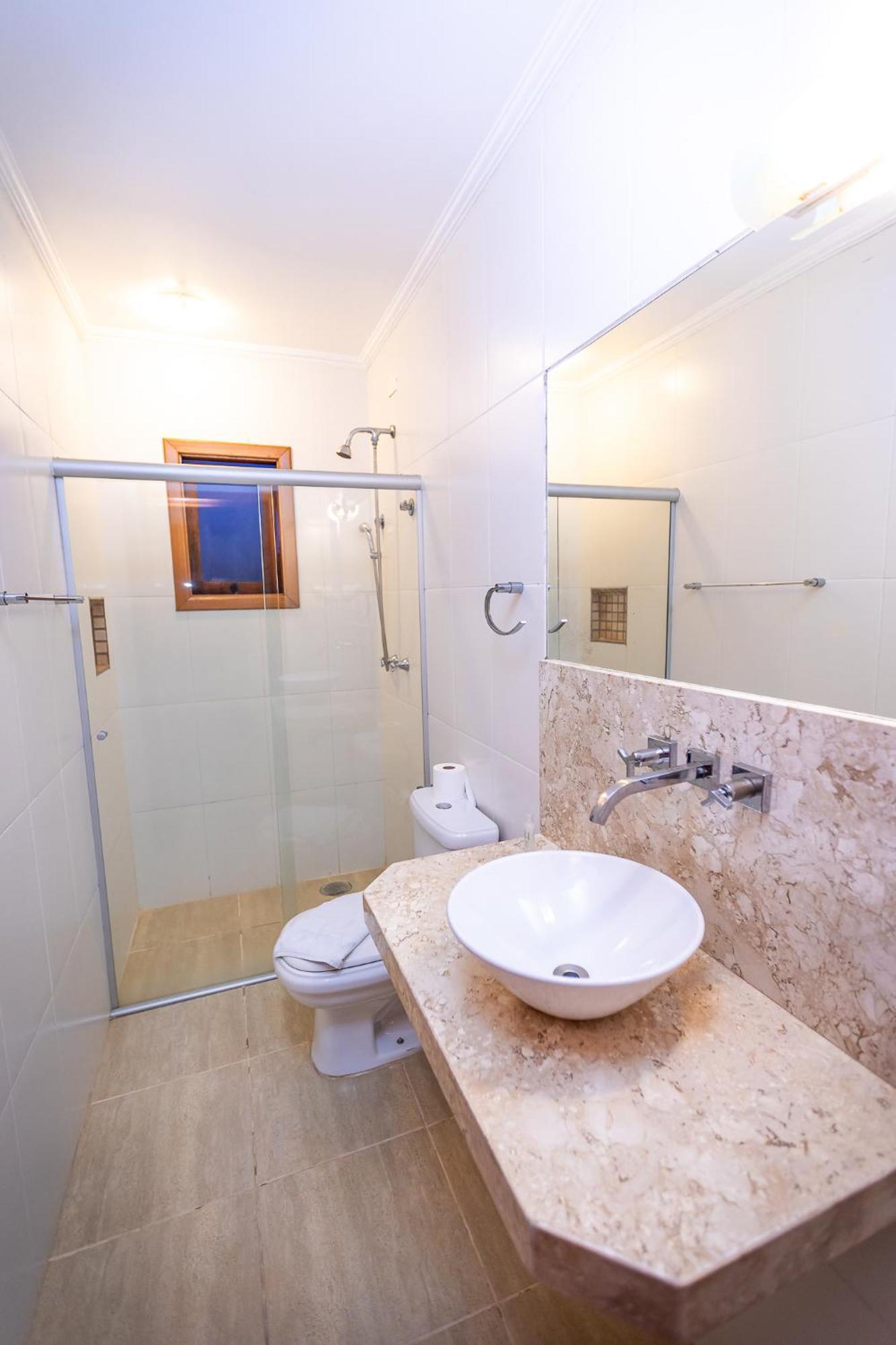 Pensão E Com Hidro Lareira E Ar Condicionado Hegus 3*