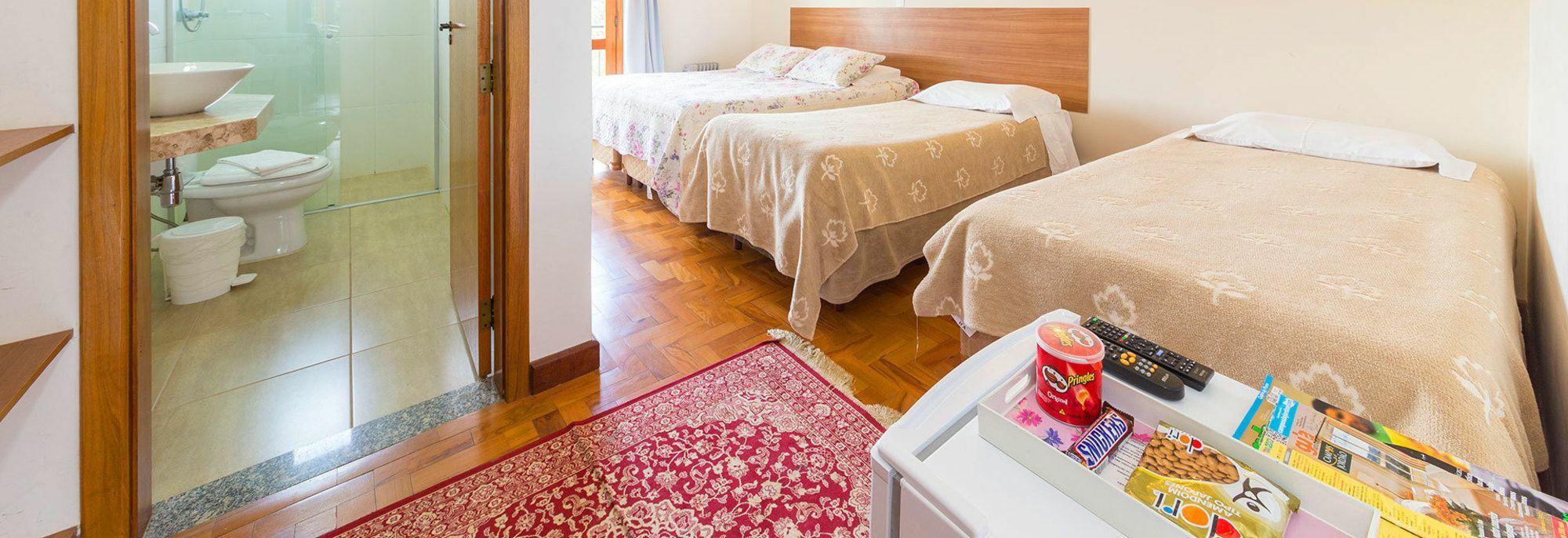 E Com Hidro Lareira E Ar Condicionado Hegus Pensão 3*
